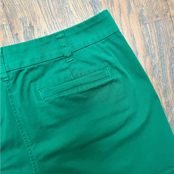 J. Crew 4” Green Chino Short - Picture 3 of 8